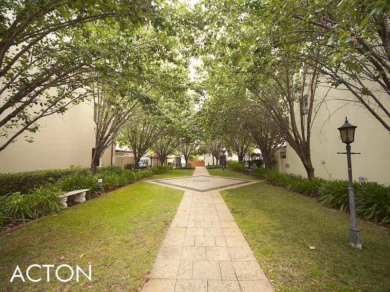 7/19 Little Shenton Lane, Northbridge WA 6003