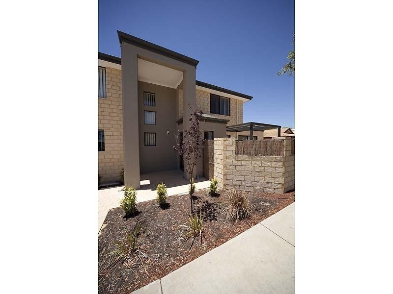 6/105 Gladstone Road, Rivervale WA 6103