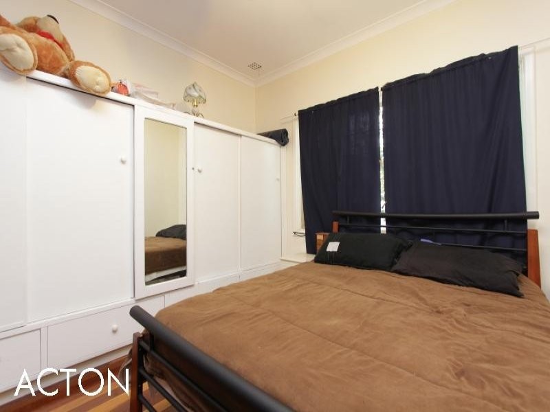 15 Valentine Avenue, Dianella WA 6059