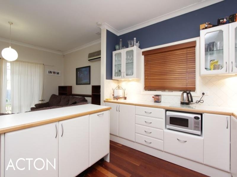 15 Valentine Avenue, Dianella WA 6059