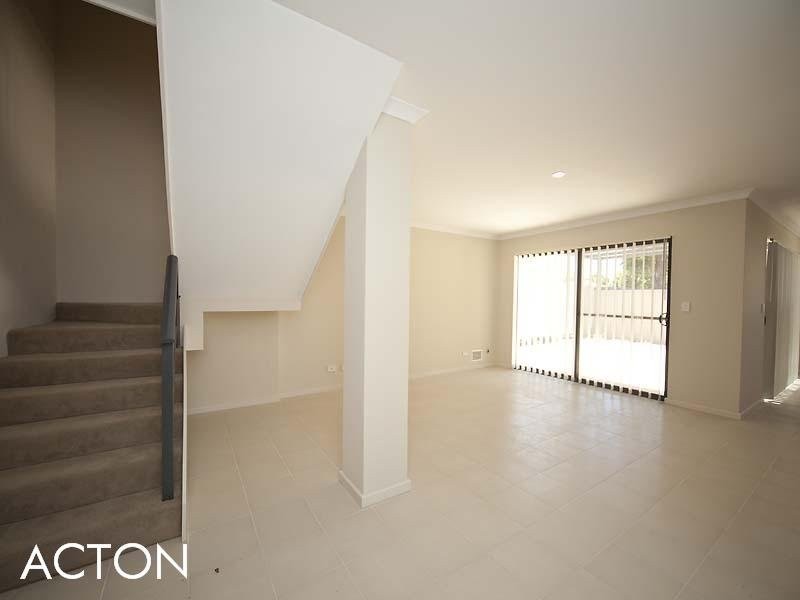 4/105 Gladstone Road, Rivervale WA 6103