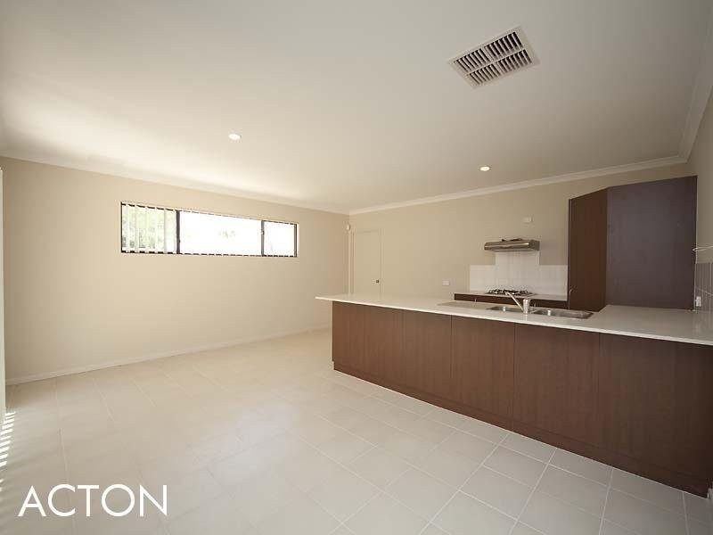 4/105 Gladstone Road, Rivervale WA 6103
