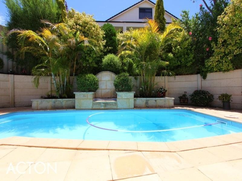 7 Amelup Place, Dianella WA 6059