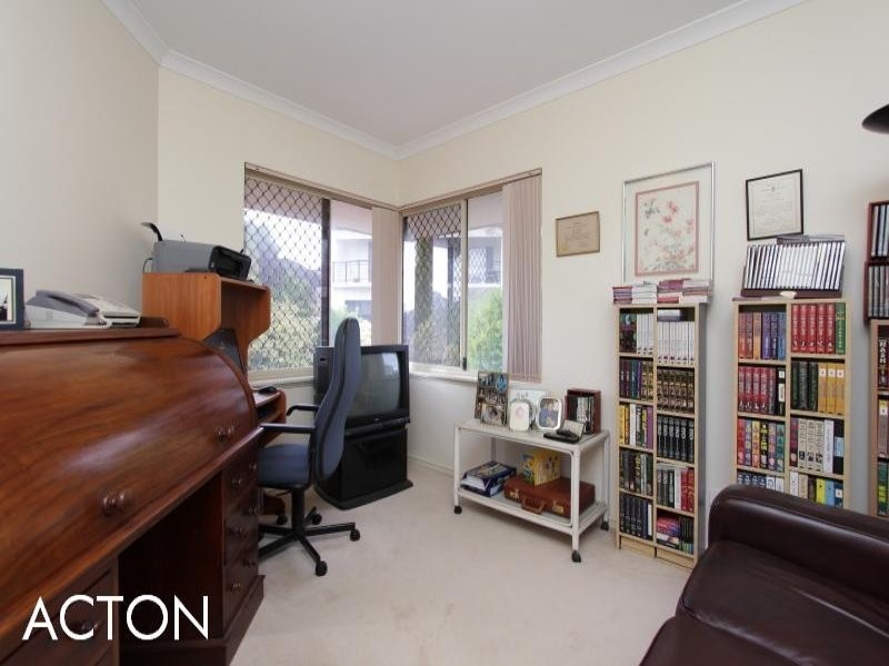 7 Amelup Place, Dianella WA 6059