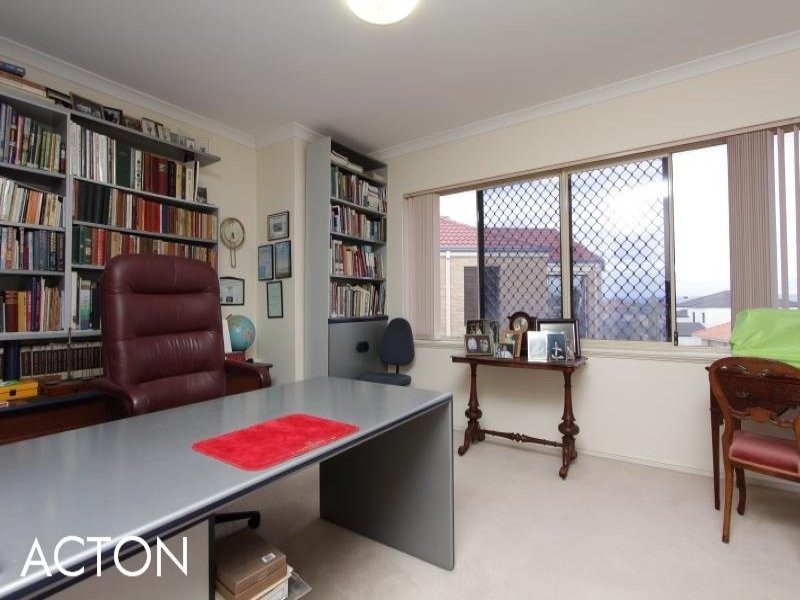 7 Amelup Place, Dianella WA 6059