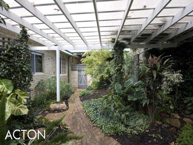 4 Hobart Street, Bayswater WA 6053