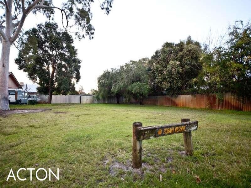 4 Hobart Street, Bayswater WA 6053