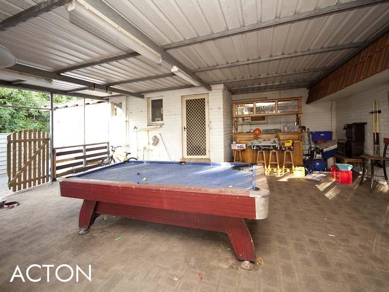 18 Arlunya Avenue, Belmont WA 6104