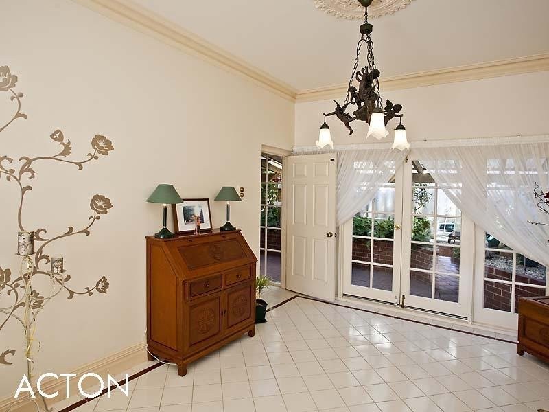 4/127 Ninth Avenue, Inglewood WA 6052