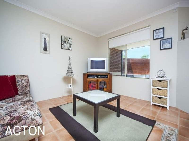 15 Menmuir Place, Bayswater WA 6053