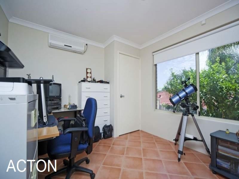 15 Menmuir Place, Bayswater WA 6053