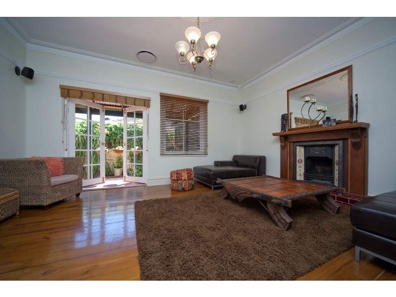 16A Newton Street, Bayswater WA 6053