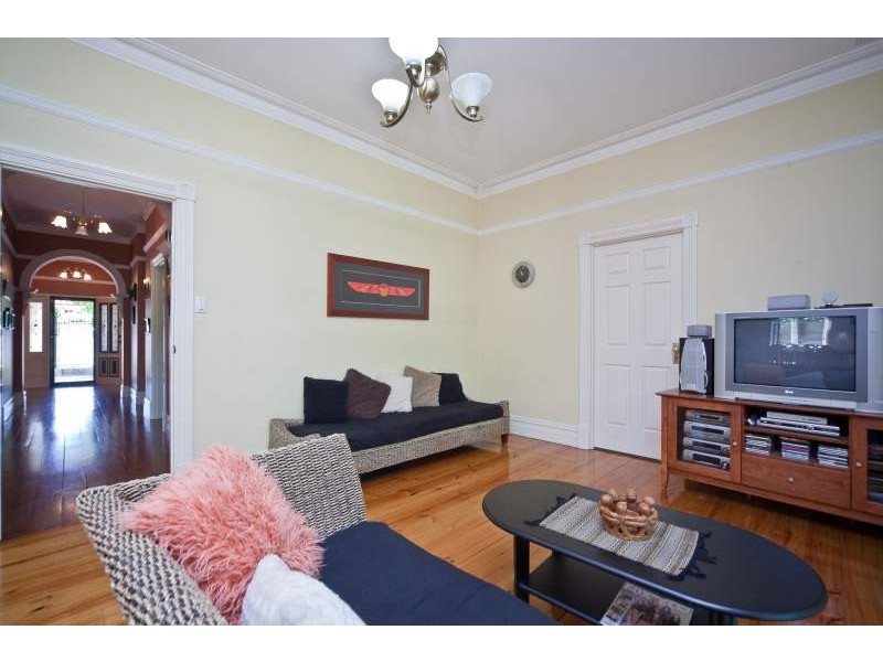 16A Newton Street, Bayswater WA 6053