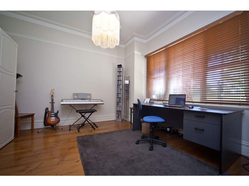 16A Newton Street, Bayswater WA 6053