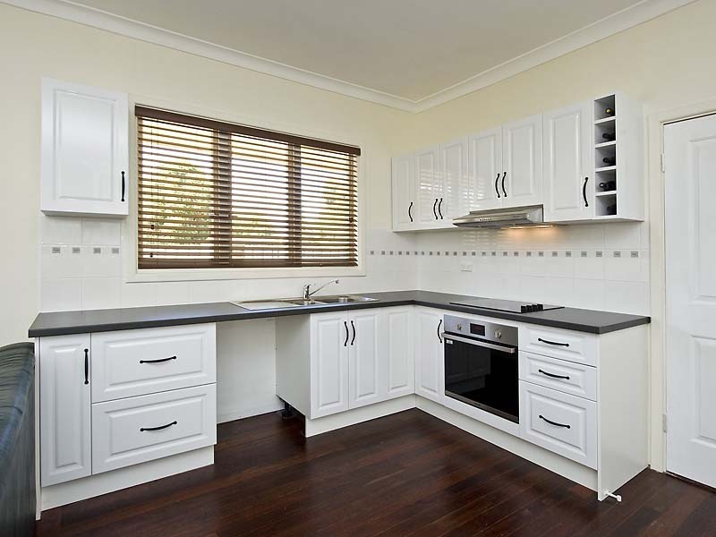 38 Kennerly Street, Cloverdale WA 6105