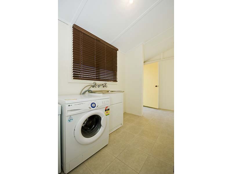 38 Kennerly Street, Cloverdale WA 6105