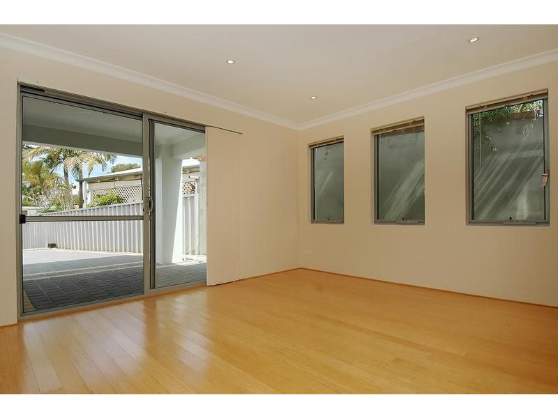 124B Hayes Avenue, Dianella WA 6059