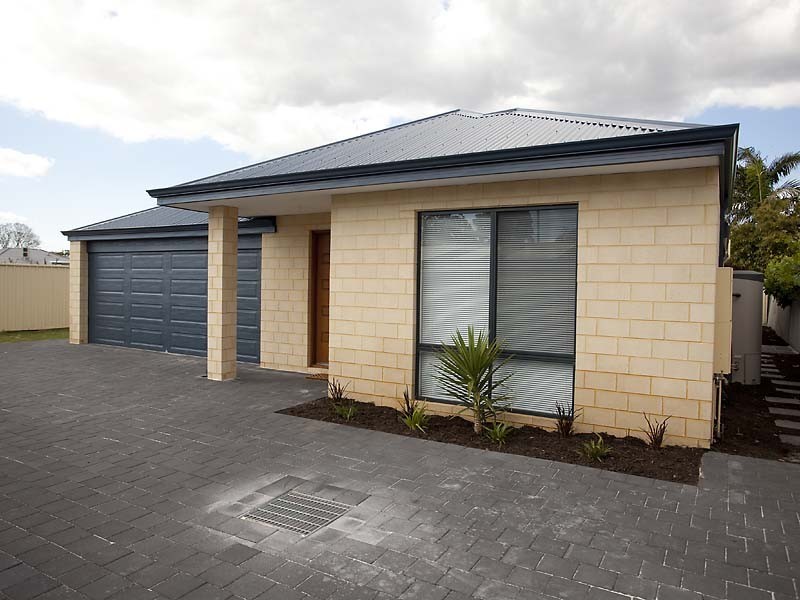 a/427 Belgravia Street, Cloverdale WA 6105