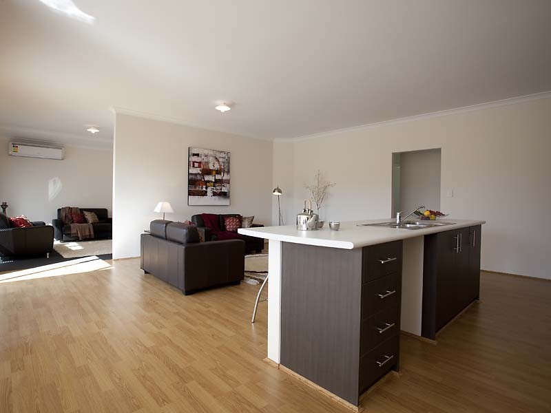 a/427 Belgravia Street, Cloverdale WA 6105