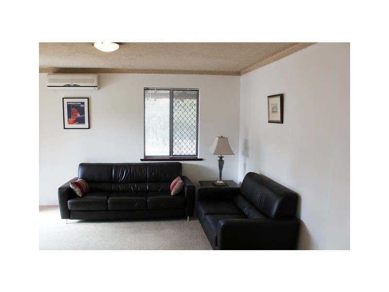 18/43 Bourke Street, Yokine WA 6060