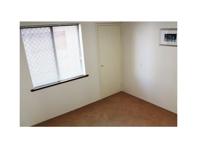 18/43 Bourke Street, Yokine WA 6060