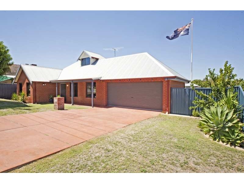17 Adelphi Street, Bayswater WA 6053