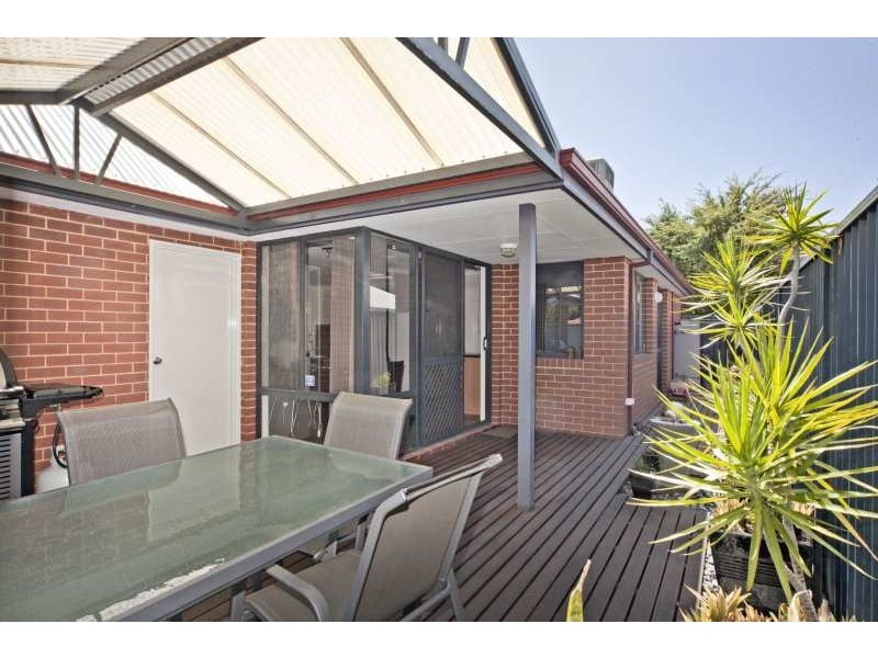 17 Adelphi Street, Bayswater WA 6053