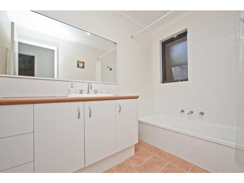 17 Adelphi Street, Bayswater WA 6053