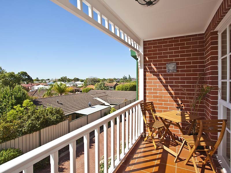 4/127 Ninth Ave, Inglewood WA 6052