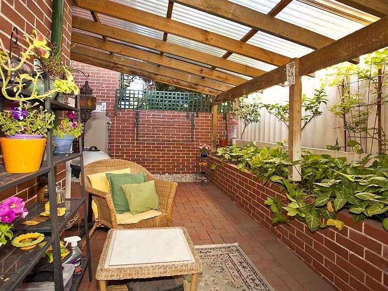 4/127 Ninth Ave, Inglewood WA 6052