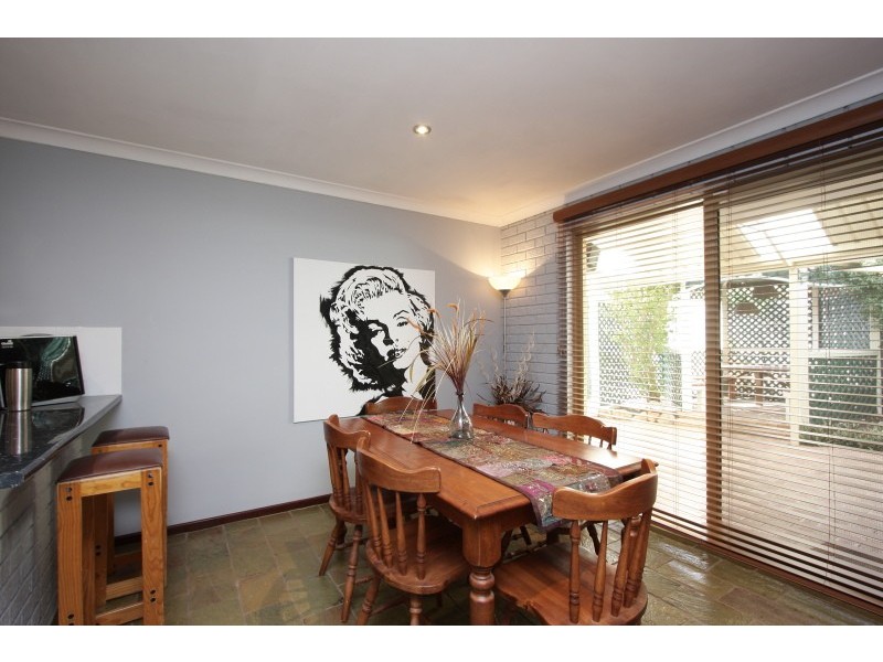 2/14 Vaughan Street, Dianella WA 6059