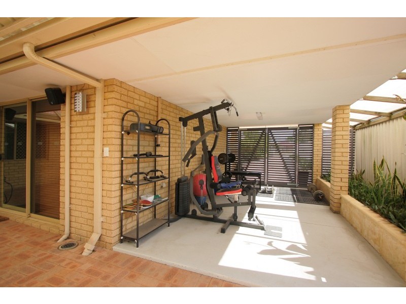 2/14 Vaughan Street, Dianella WA 6059
