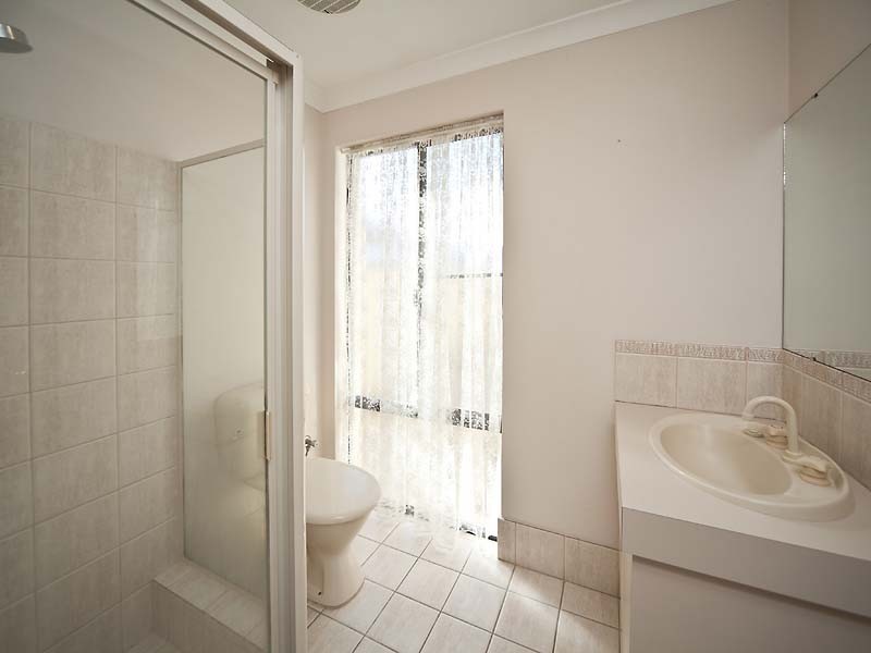 12 Terelinck Crescent, Redcliffe WA 6104