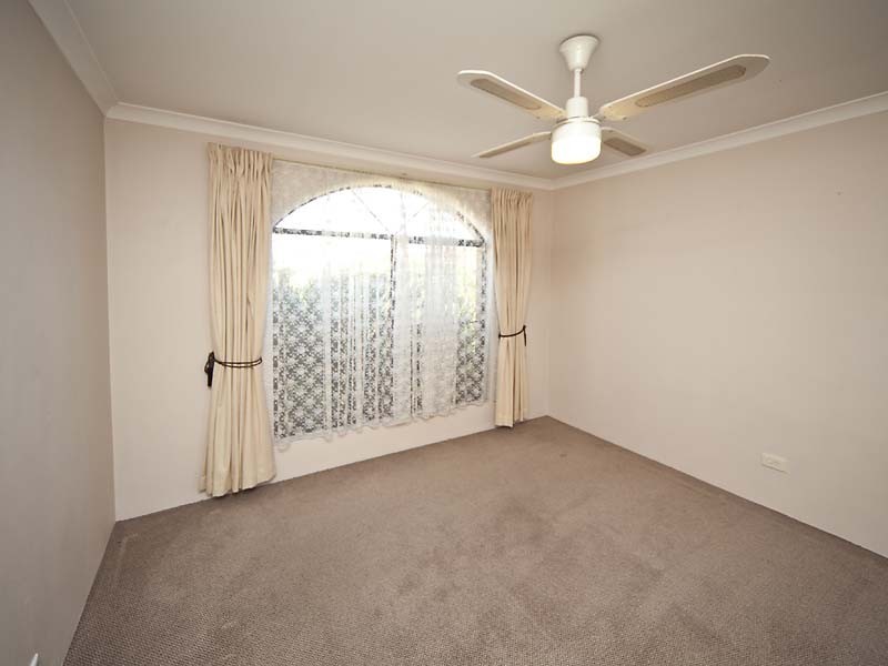 12 Terelinck Crescent, Redcliffe WA 6104
