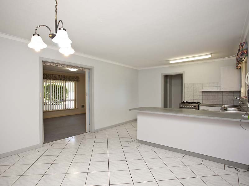 111 Gabriel Street, Cloverdale WA 6105