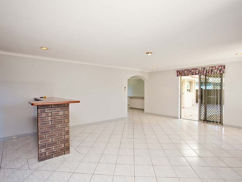 111 Gabriel Street, Cloverdale WA 6105