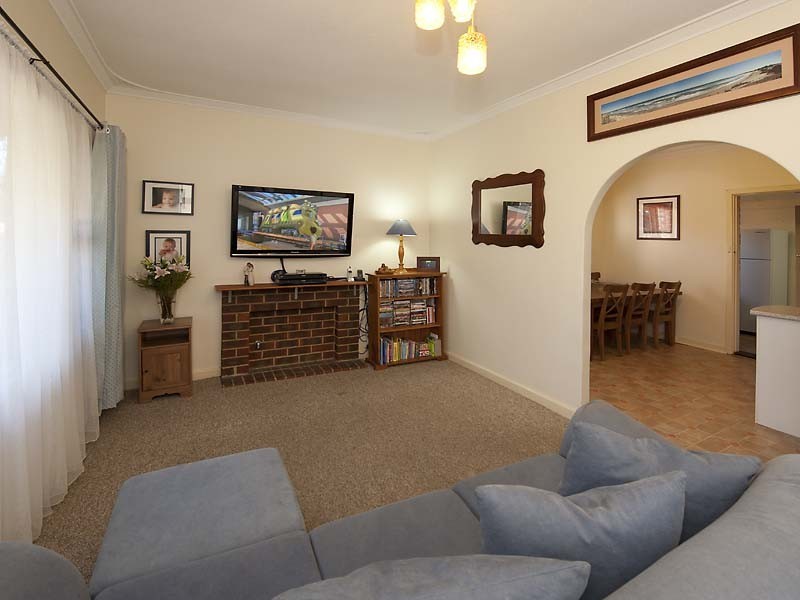 33 Arlunya Avenue, Belmont WA 6104