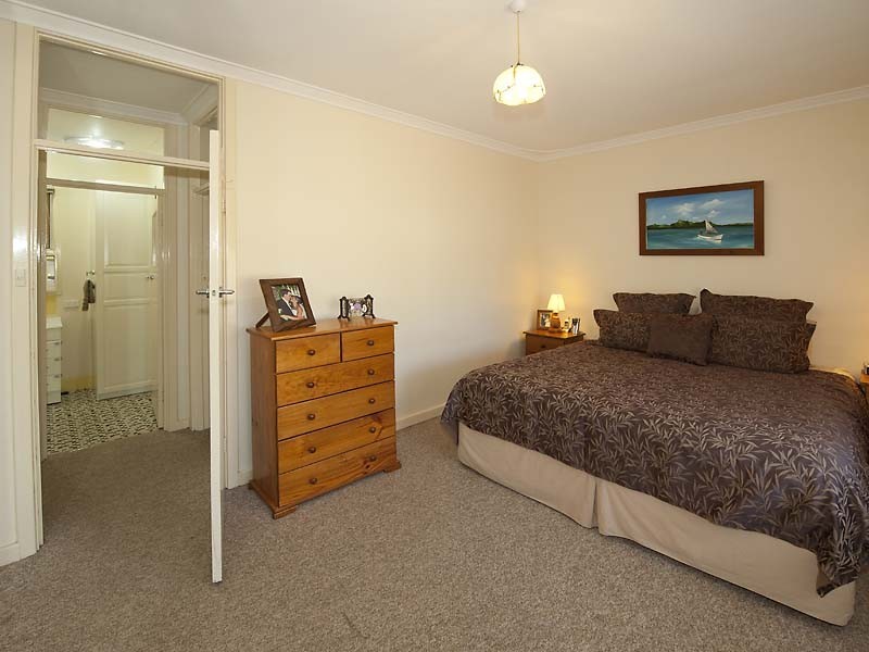 33 Arlunya Avenue, Belmont WA 6104