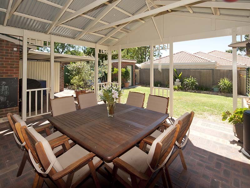 33 Arlunya Avenue, Belmont WA 6104