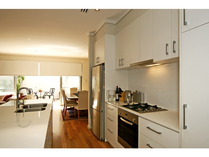 5/2 Braid Street, Perth WA 6000