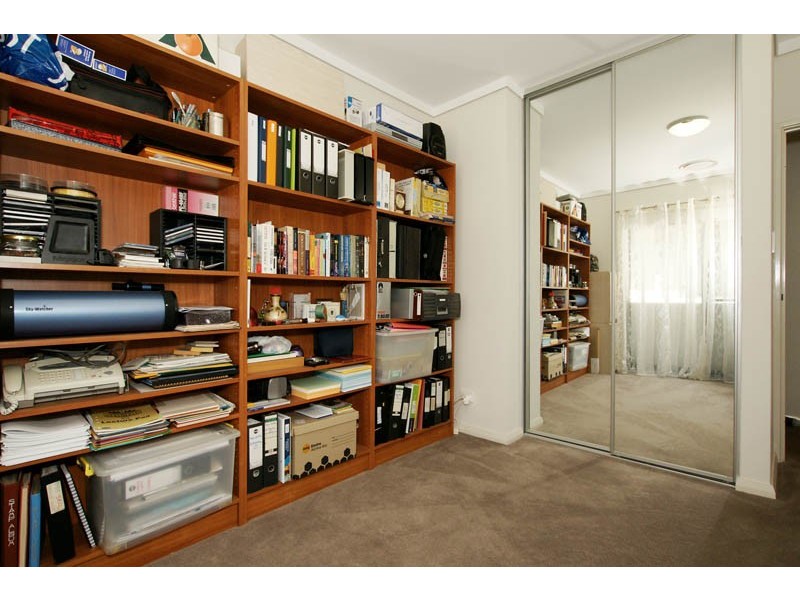 5/2 Braid Street, Perth WA 6000