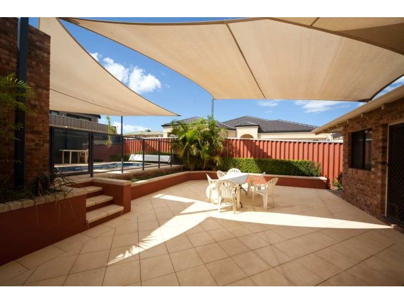 152 Moulden Avenue, Yokine WA 6060