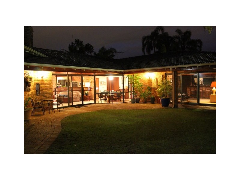 152 Moulden Avenue, Yokine WA 6060