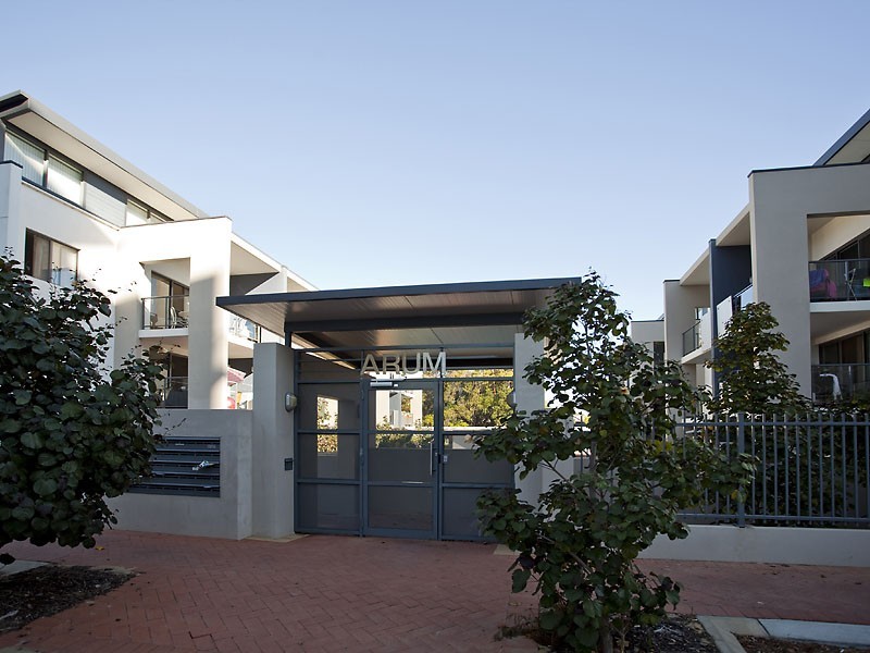 33/11 Tanunda Drive, Rivervale WA 6103