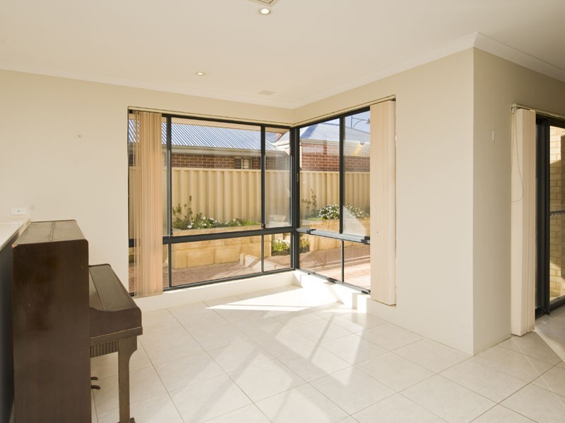 14 Moorlinch Street, Butler WA 6036