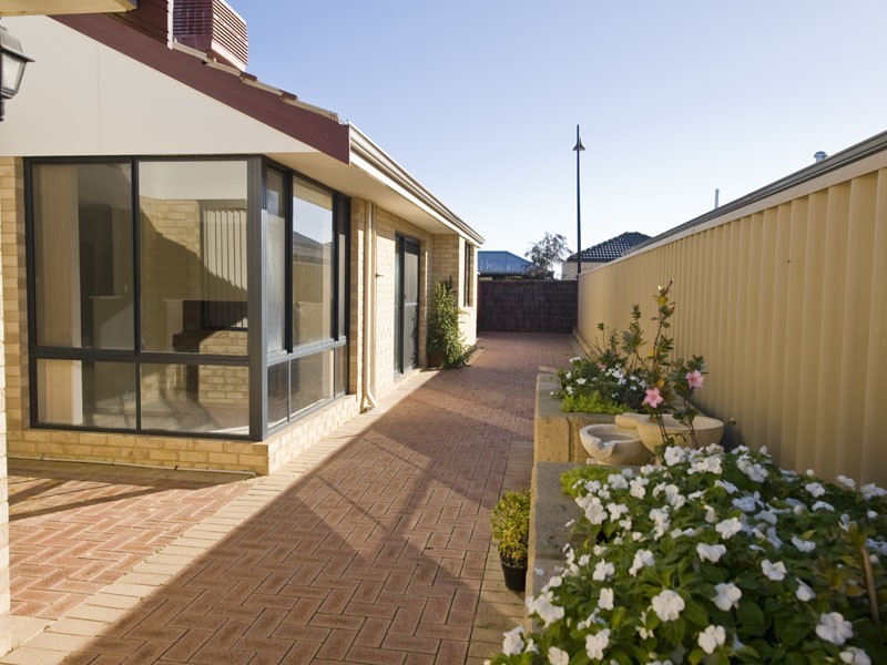 14 Moorlinch Street, Butler WA 6036