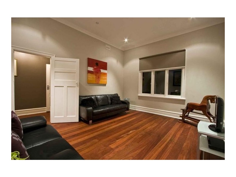 2 Rosebery Street, Bayswater WA 6053