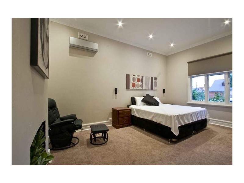 2 Rosebery Street, Bayswater WA 6053