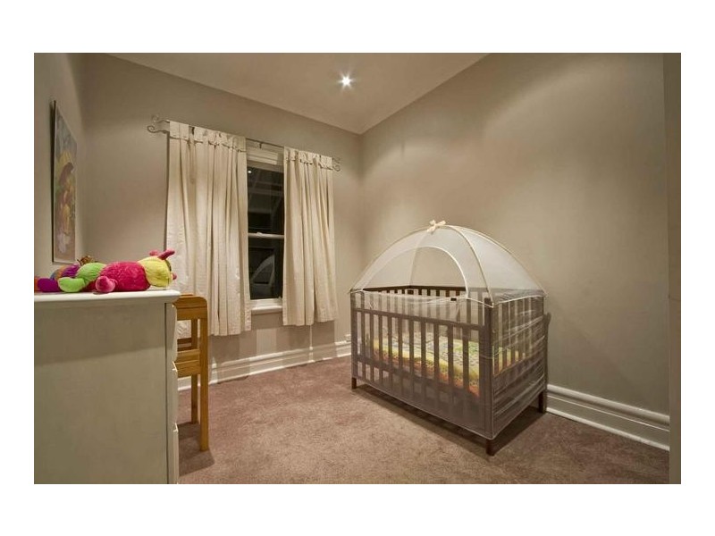 2 Rosebery Street, Bayswater WA 6053