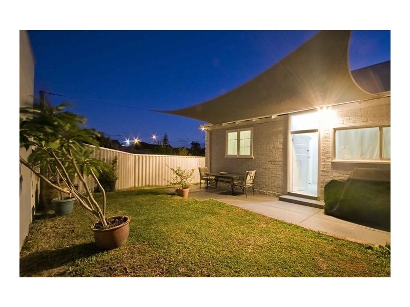 2 Rosebery Street, Bayswater WA 6053